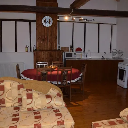 Apartamento The Big White House